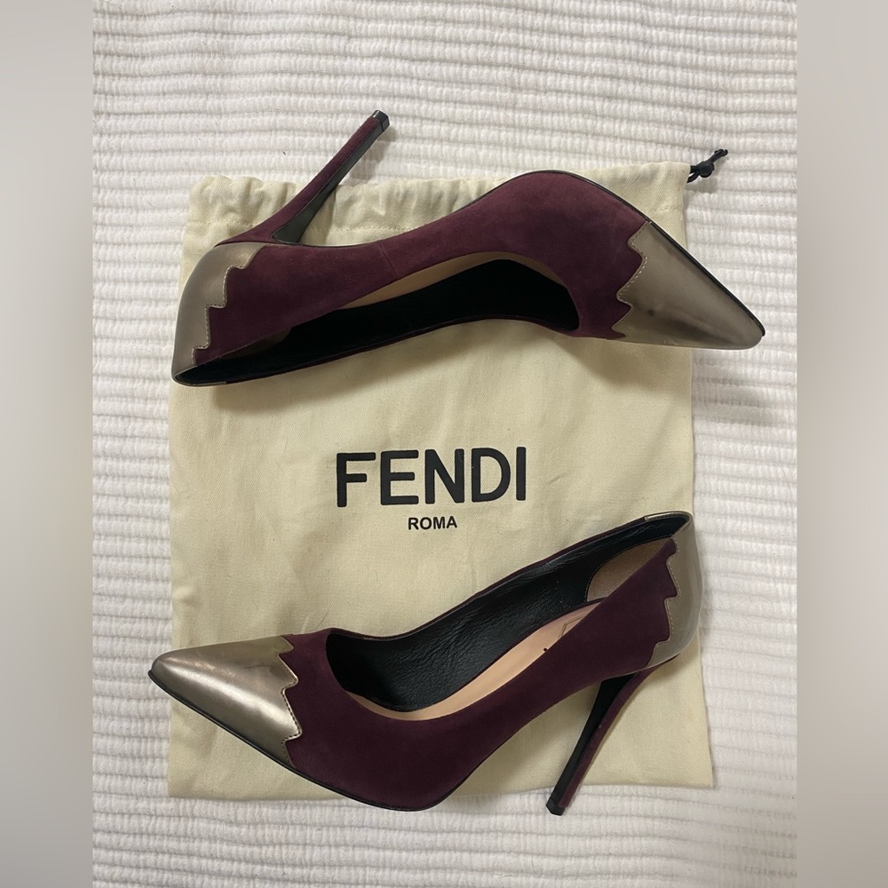 Fendi Roma suede and leather pumps